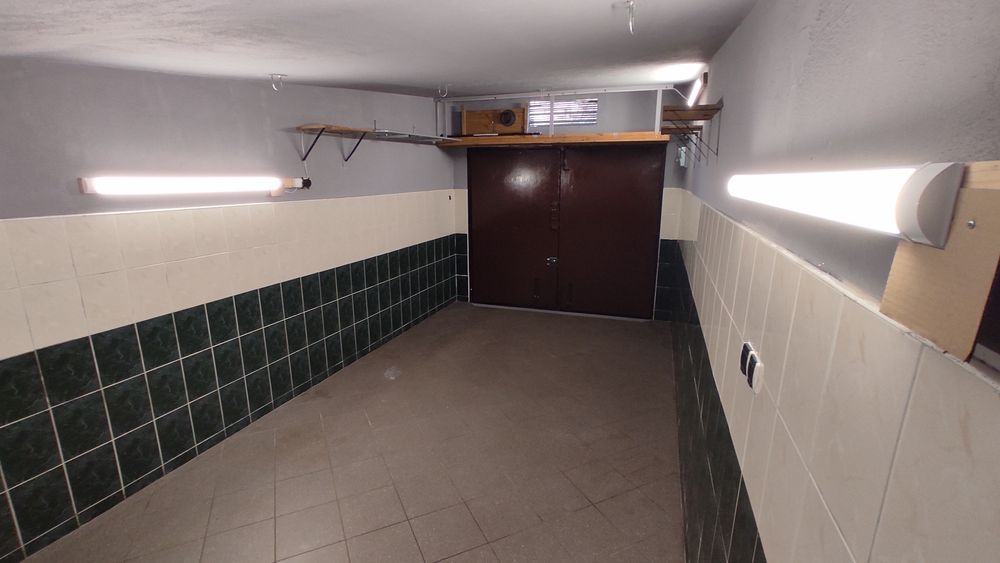 Duży garaż premium do wynajęcia Ursynów schowek magazyn self storage