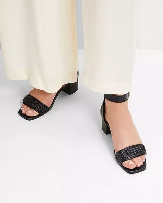 B.P.C sandały czarne na klocku 40.