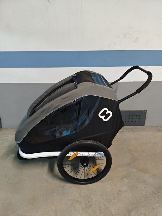 Atrelado bicicleta e carrinho passeio