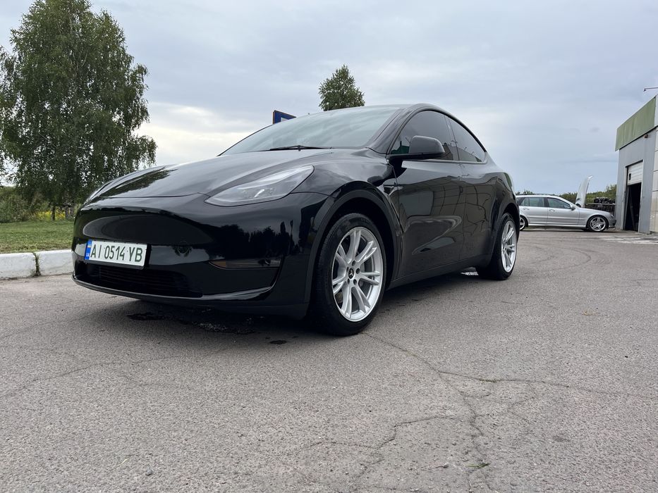 Tesla Model Y Dual Motor 2023 82kw