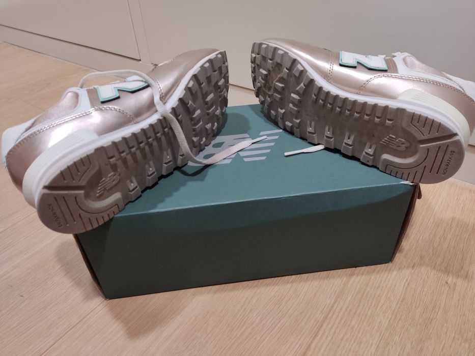 Sapatilhas New balance 574, em muito bom estado, tamanho 37