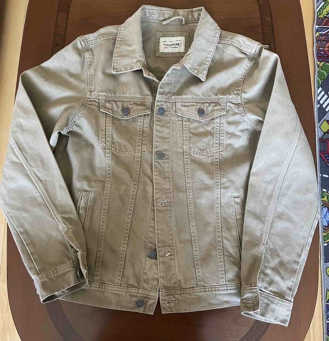 Курточка Pull&Bear.