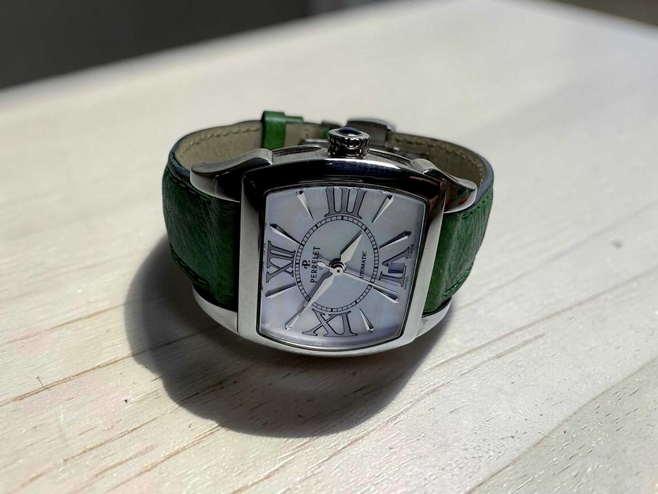 Zegarek Perrelet Ladies Date Mother of Pearl Dial ! Świetny stan
