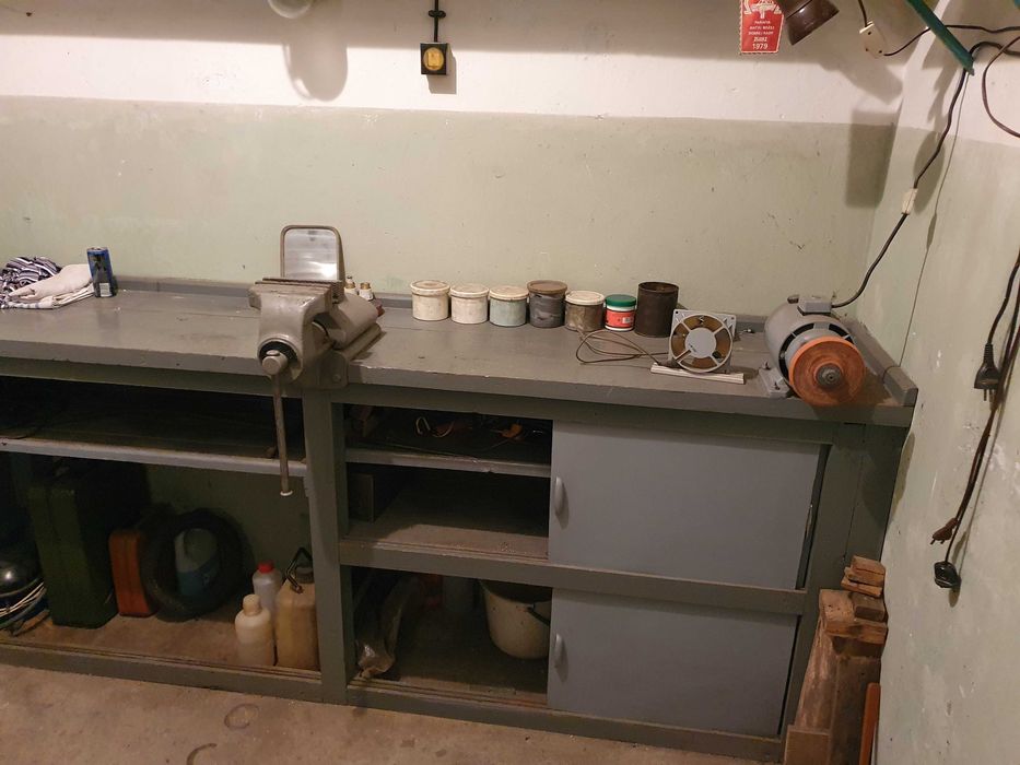 Murowany garaż do wynajęcia