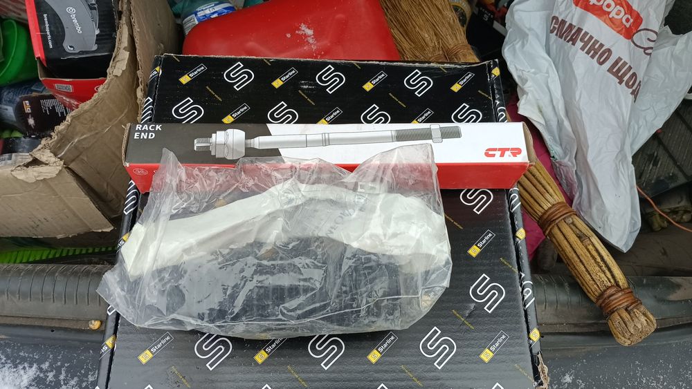 Рульова тяга з пильником в комплекті