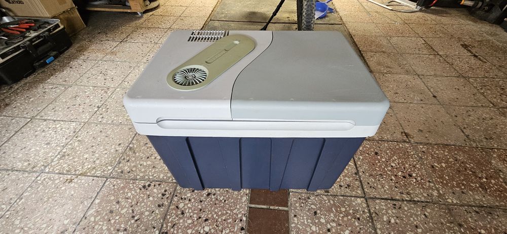 Lodowka turystyczna mobicool w40 na kółkach