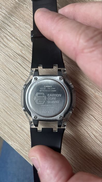 Продам Casio G-Shock GA2100