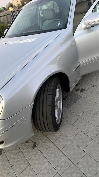 Mercedes-Benz w211 2.2d