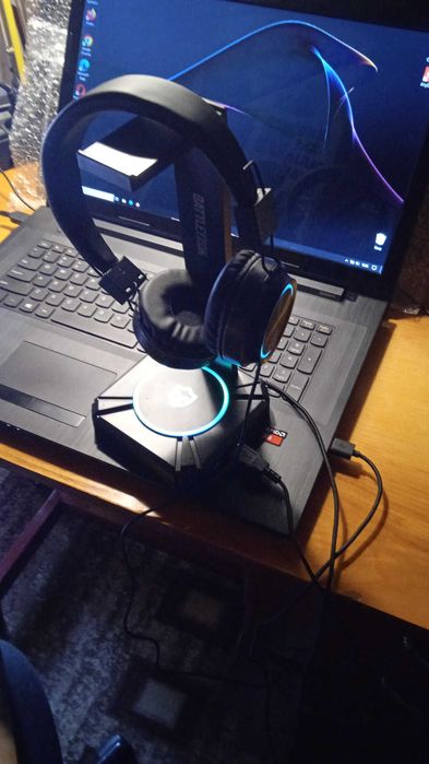 Słuchawki bezprzewodowe sprzedam.