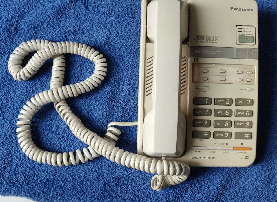 Telefon Panasonic kx-t2395pd z sekretarką