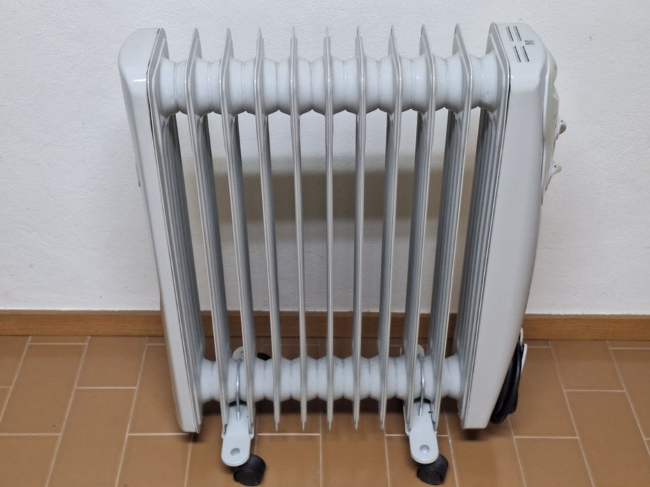 Vendo Aquecedor a Óleo Taurus Dakar 2500 de 11 elementos