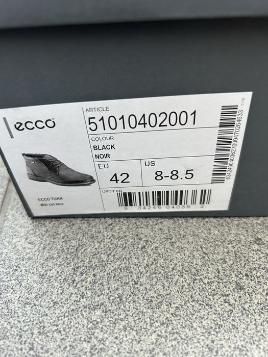 Чоловічі черевики ECCO
