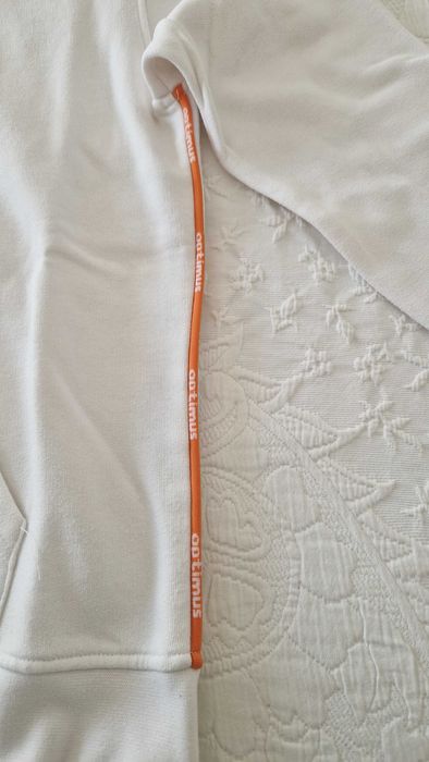 Sweatshirt Optimus branca, capucho e fecho de correr, tamanho S