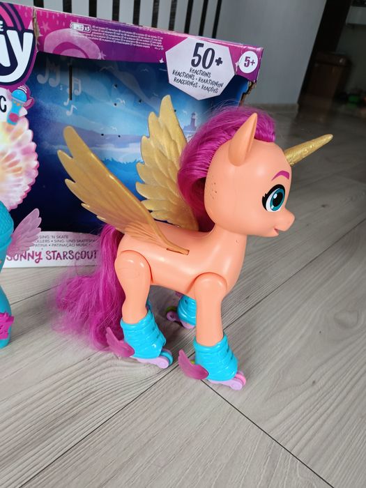 Śpiewająca Sunny na rolkach kucyk My Little Pony