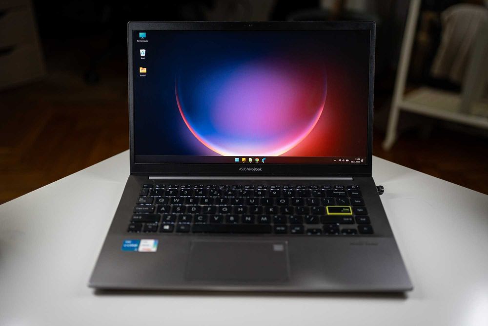 Vivobook ASUS X421EA_S433EA // i5 1135G7; 8GB ram; 512 ssd