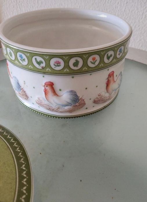 Terrina com tampa da Villeroy & Boch 1748