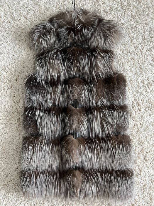 Жилетка хутряна чорнобурка шкіряна, розмір S, Тисменниця