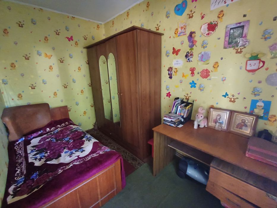 Будинкок майже в центрі міста