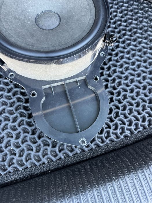 Динаміки Пасат б 7