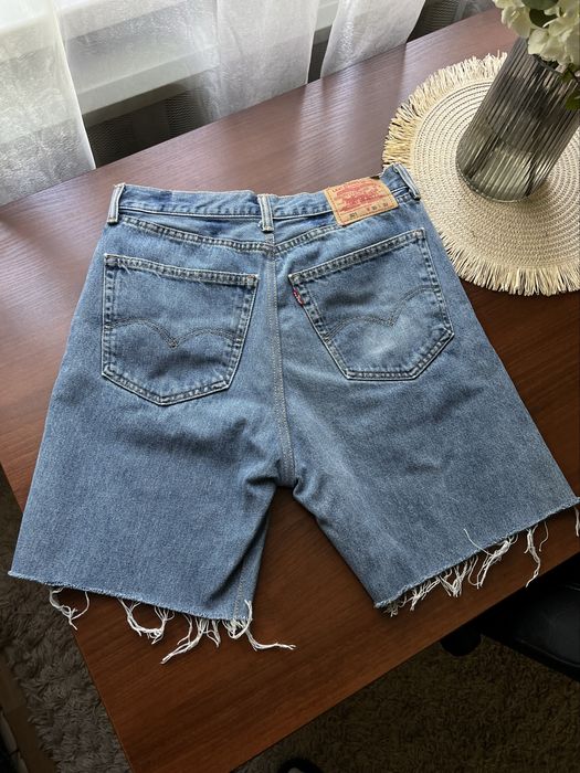 Джинсові шорти Levi's розмір L