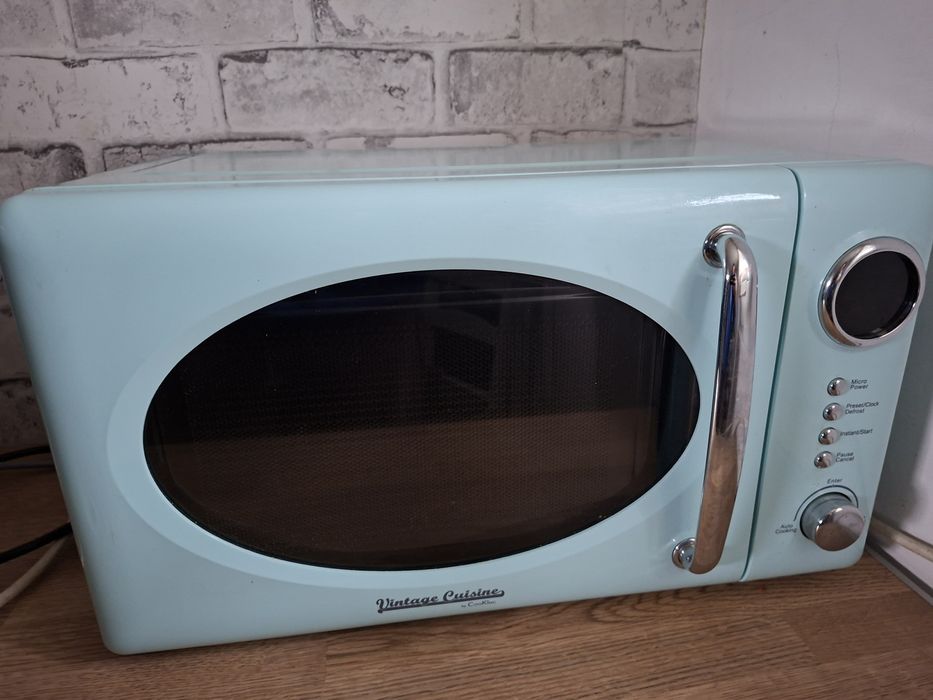 Mikrofalówka Kuchenka mikrofalowa