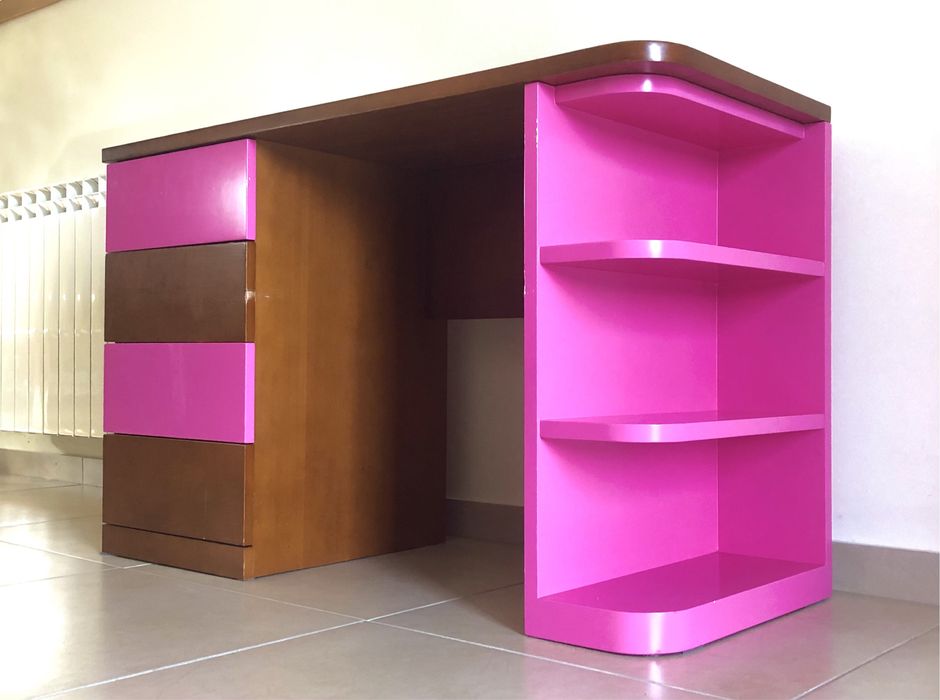 Secretária em segunda mão para quarto de criança/jovem