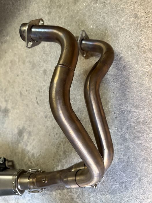 Escape yoshimira yamaha mt07