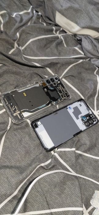Samsung s20+ на запчасти