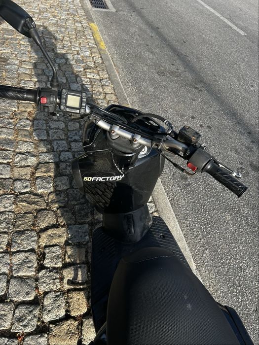 Yamaha slider