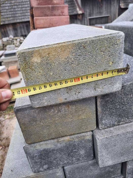 Palisada betonowa obrzeże betonowe 40cm NOVATOR 12x20x40