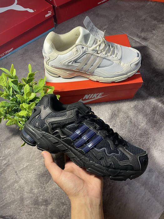 Кросівки adidas responce cl bad bunny