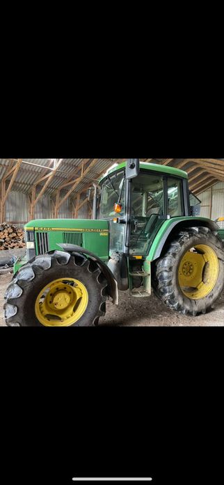 Трактор John Deere 6400