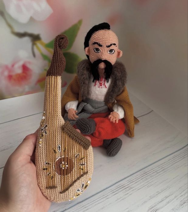 Козак Мамай звʼязаний гачком