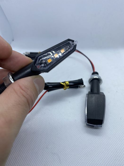 Piscas de moto novos