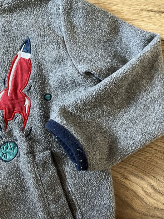 Bluza z polaru marki lupilu