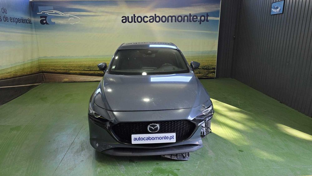 Mazda 3 Hatchback 2.0 Skyactiv - G    Salvado