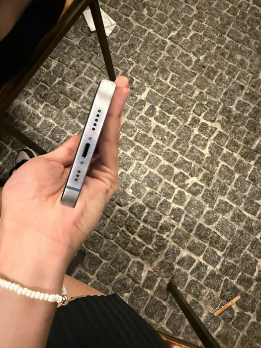 iPhone 14 como novo