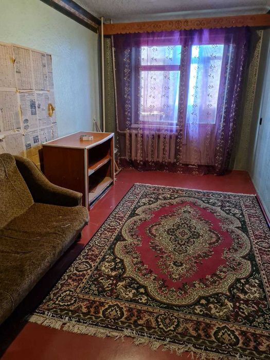 Продам 3 кімн. квартиру. р-н 3 міської лікарні. 28500