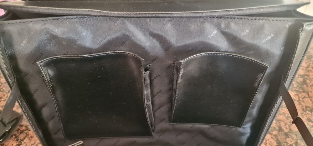 Pasta Unisexo para Trabalhar