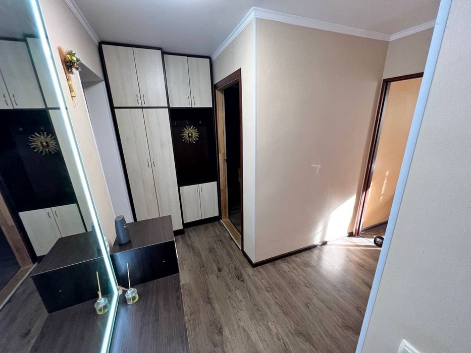 Космонавтів/Миколаївська 2к квартира у продажі. 1 поверх з 5