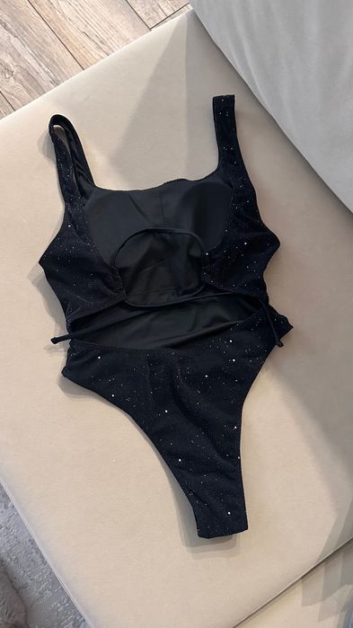 Купальник новий розмір s бікіні