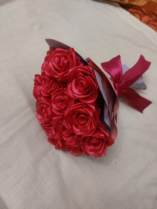 Искусственные цветы,букеты (на заказ).