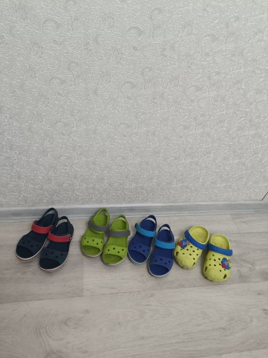Сандалі дитячі Crocs C 8
