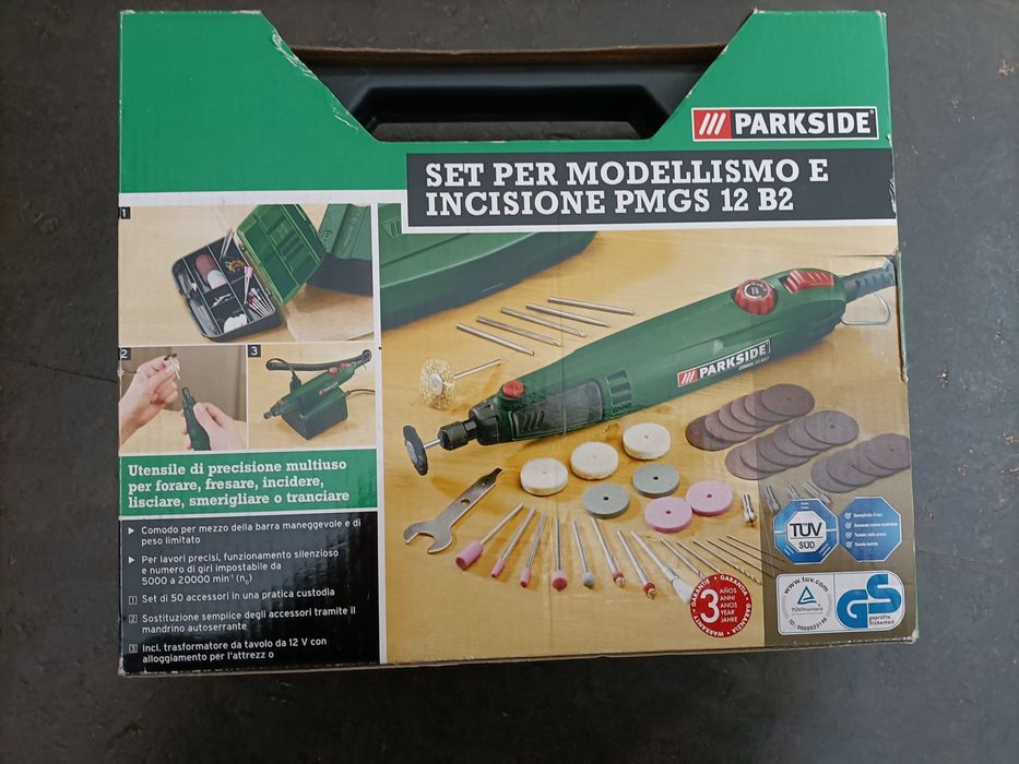 Máquina mini taladro novo