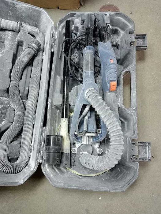 Diversas ferramentas por cessaçao de atividade