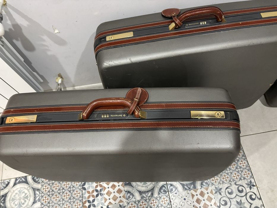 Zestaw Eleganckich Walizek Vintage – Samsonite (4 sztuki)