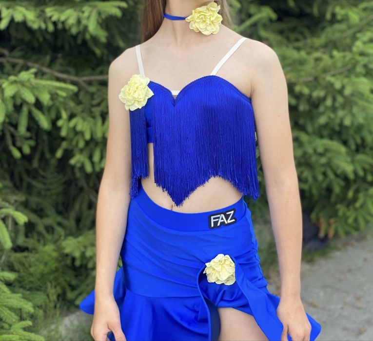 Комтюм для бальних танців.