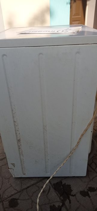 Пральна машина Indesit на з/ч або під відновлення! Made in Italy!