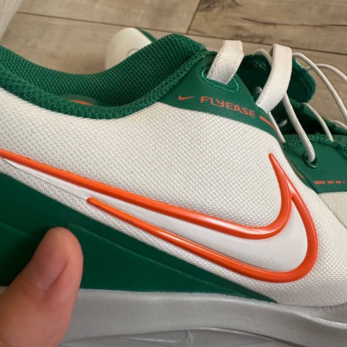 Nike precision 6