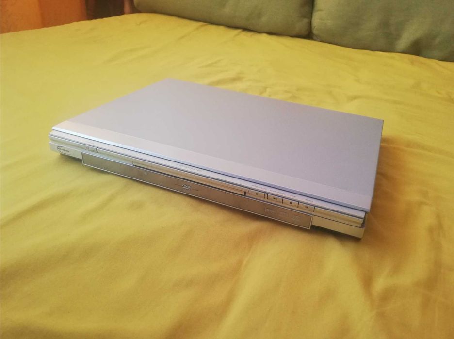 Odtwarzacz DVD CD Dynamic HCS1100Z na części lub do naprawy